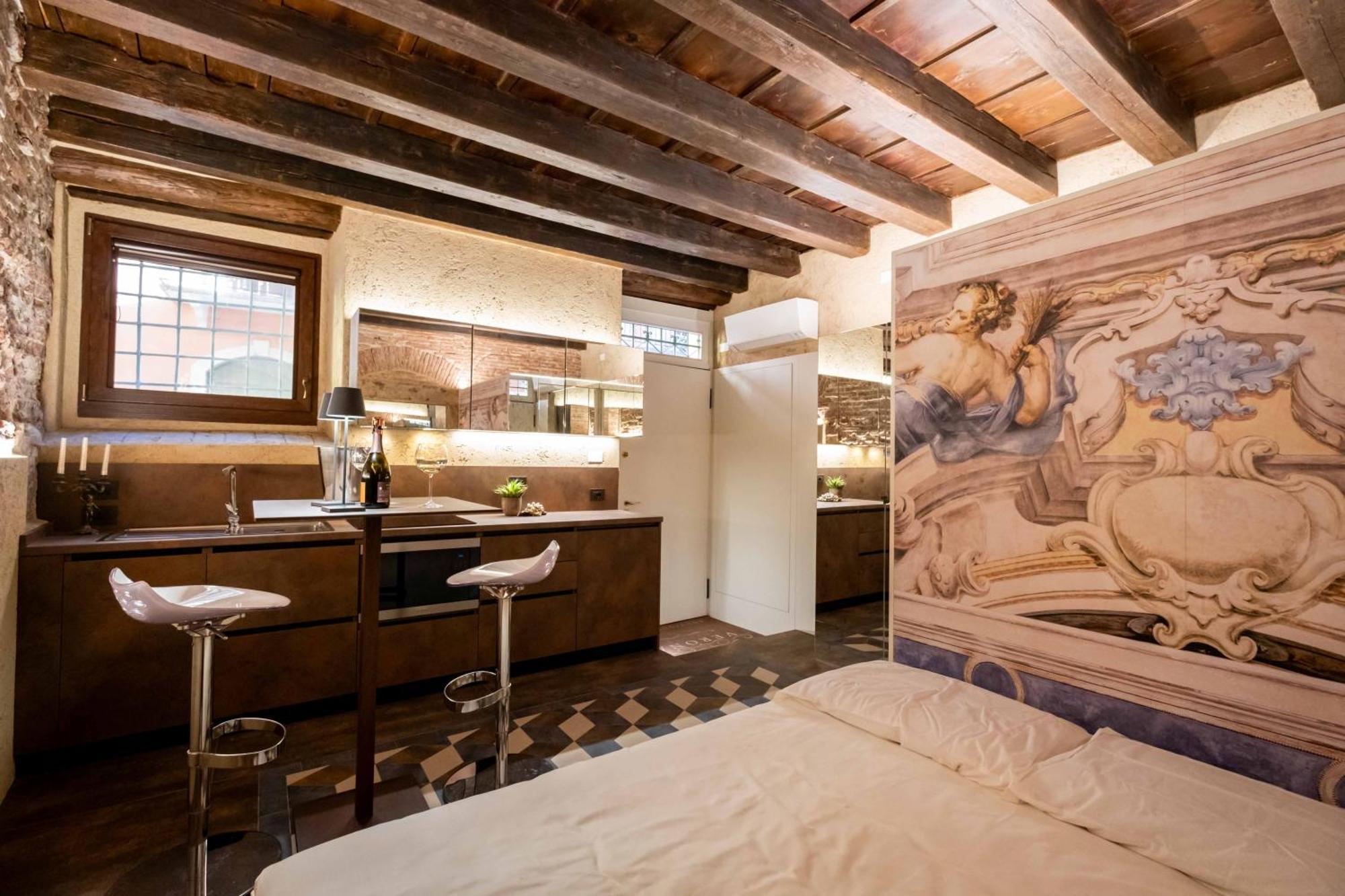 Verona Deluxe Boutique Room Екстер'єр фото