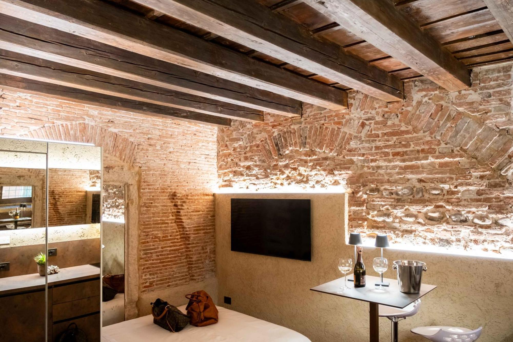 Verona Deluxe Boutique Room Екстер'єр фото